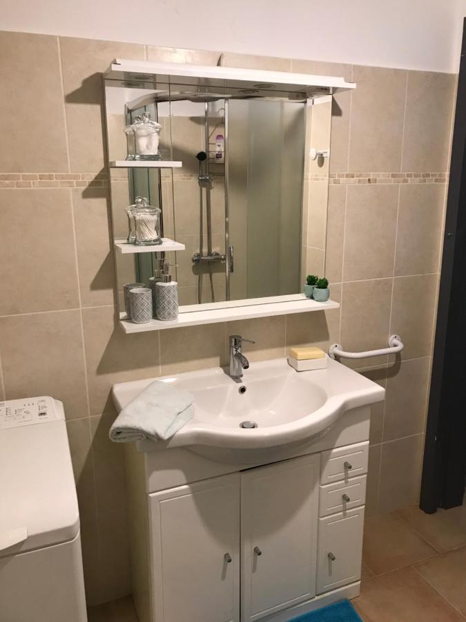 Studio Tout Equipe De 27M2, A 100M De La Mer, Et 500M Des Commerces Algajola  Exteriér fotografie