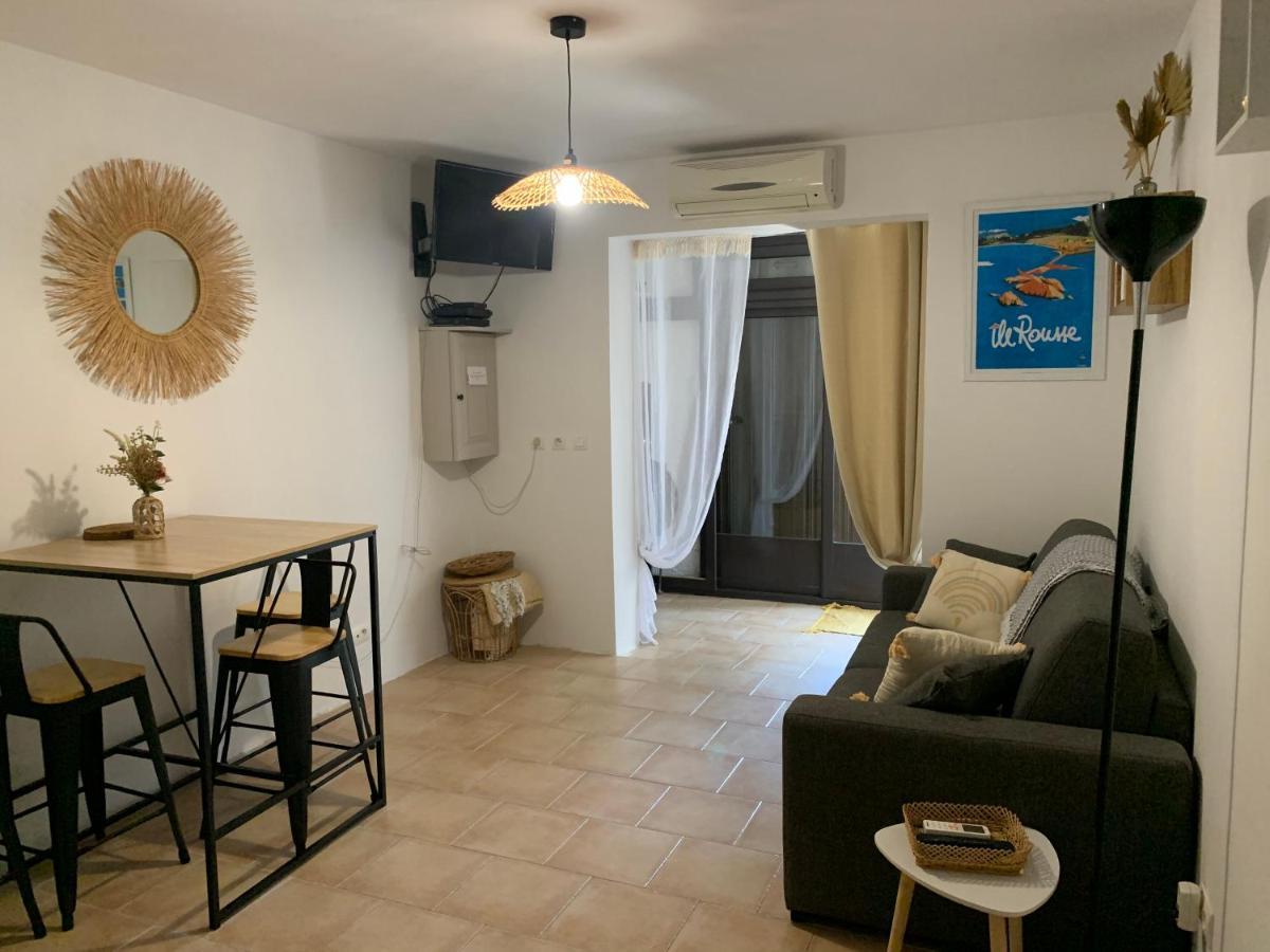 Studio Tout Equipe De 27M2, A 100M De La Mer, Et 500M Des Commerces Algajola  Exteriér fotografie