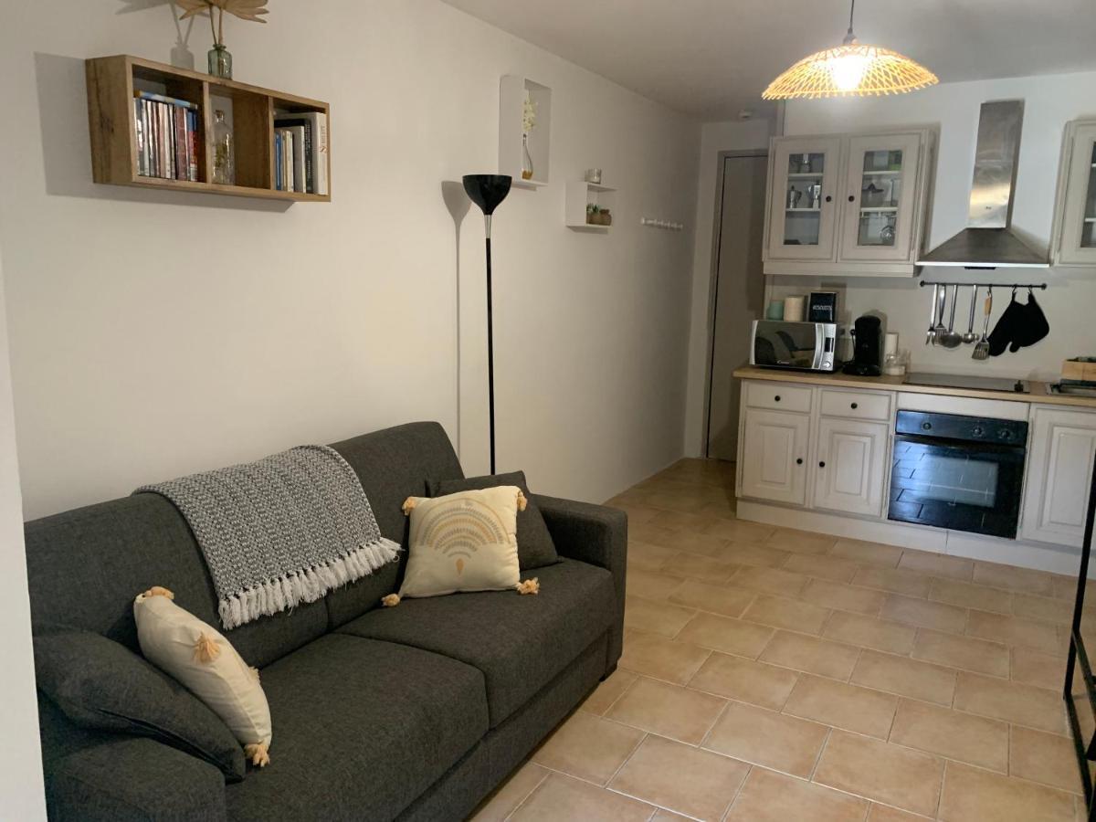 Studio Tout Equipe De 27M2, A 100M De La Mer, Et 500M Des Commerces Algajola  Exteriér fotografie